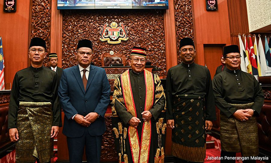 Empat senator angkat sumpah di Dewan Negara