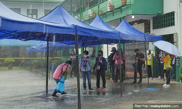 Get your umbrellas ready - Ahmad Maslan tells voters